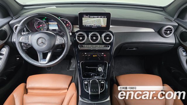 Mercedes-Benz GLC-Class 2018 — photo 10