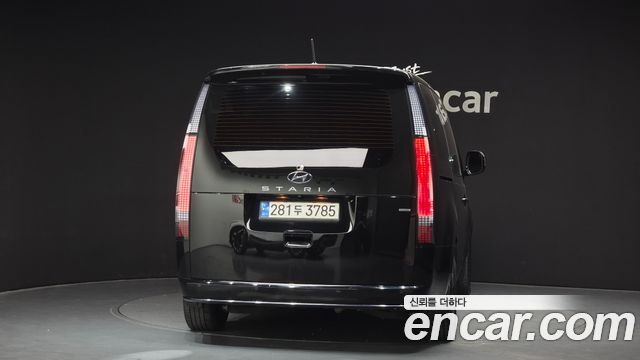 Hyundai Staria 2022 — photo 4