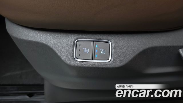 Hyundai Staria 2022 — photo 20