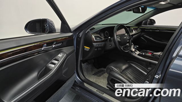 Genesis EQ900 2016 — photo 13