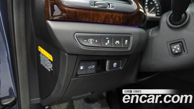 Genesis EQ900 2016 — photo 23
