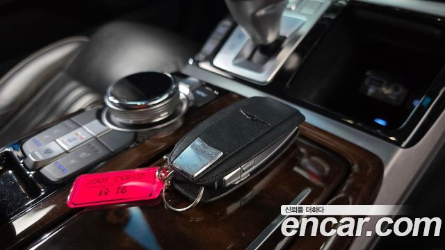 Genesis EQ900 2016 — photo 29