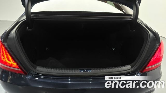 Genesis EQ900 2016 — photo 30