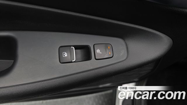Hyundai Santafe 2022 — photo 24