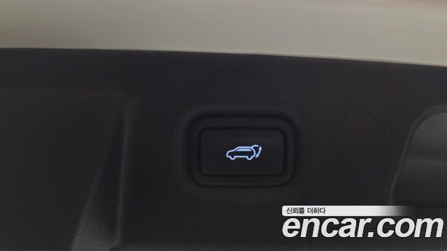Hyundai Santafe 2022 — photo 26