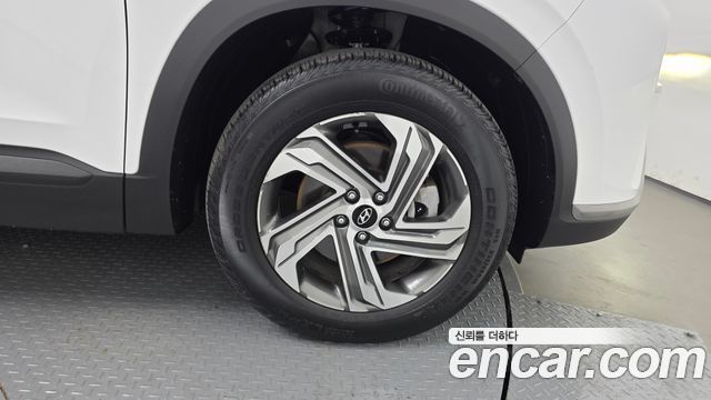 Hyundai Santafe 2022 — photo 7