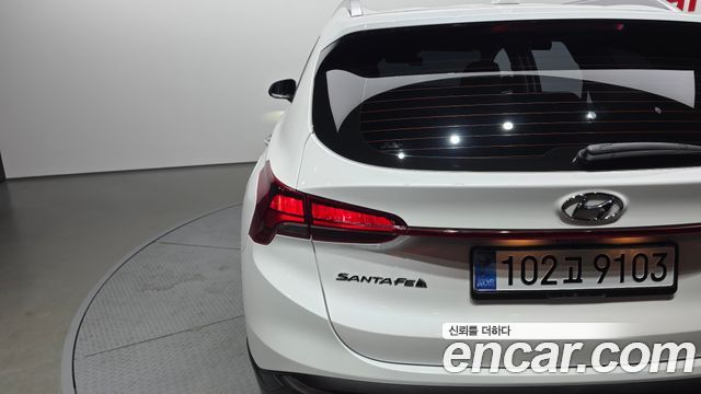 Hyundai Santafe 2022 — photo 9