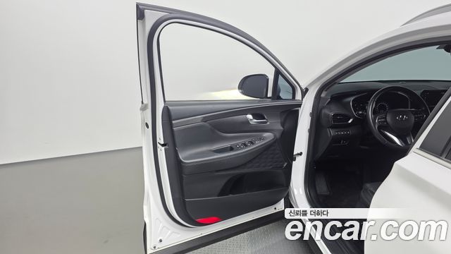 Hyundai Santafe 2022 — photo 14