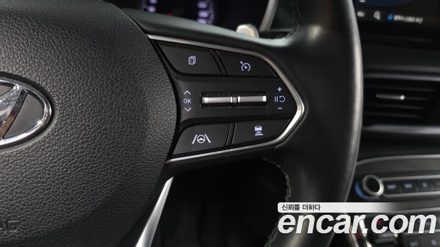 Hyundai Santafe 2022 — photo 34