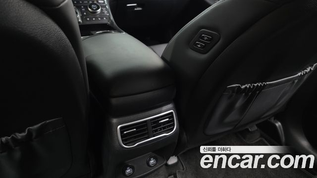 Hyundai Santafe 2022 — photo 37