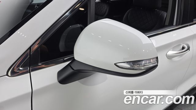 Hyundai Santafe 2022 — photo 38