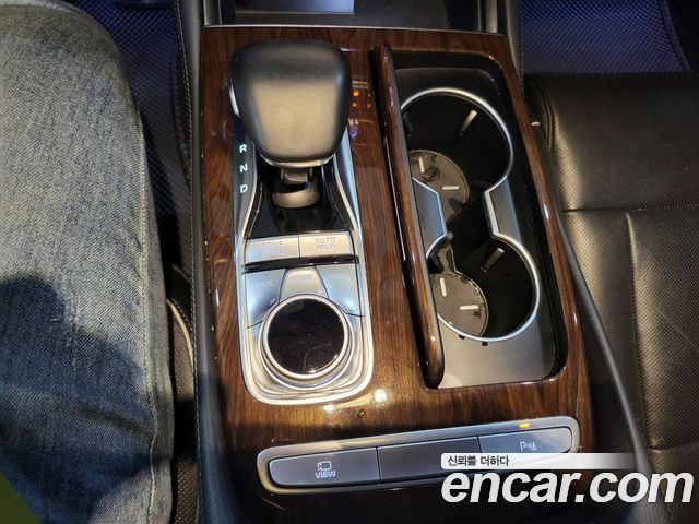Kia K9 2019 — photo 18