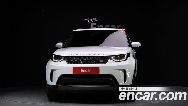 Land Rover Discovery 2019 — photo 3