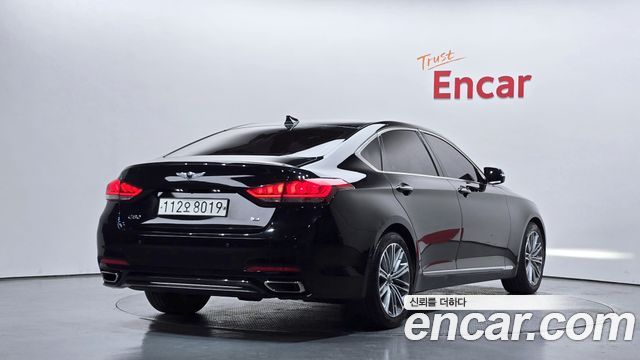 Genesis G80 2017 — photo 2