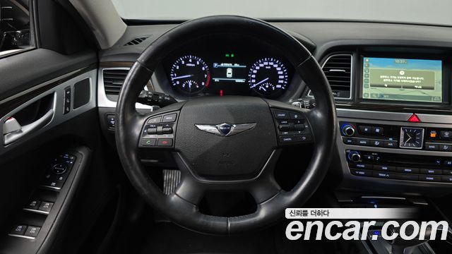 Genesis G80 2017 — photo 19