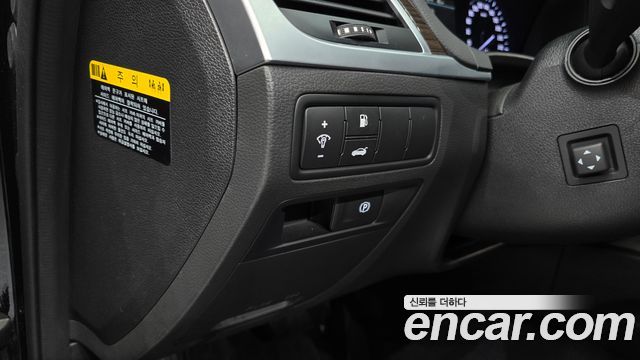 Genesis G80 2017 — photo 23