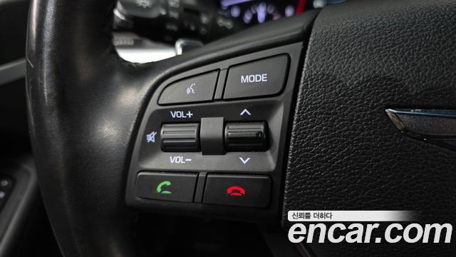 Genesis G80 2017 — photo 28