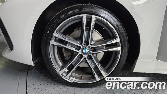 BMW 1-Series 2021 — photo 5