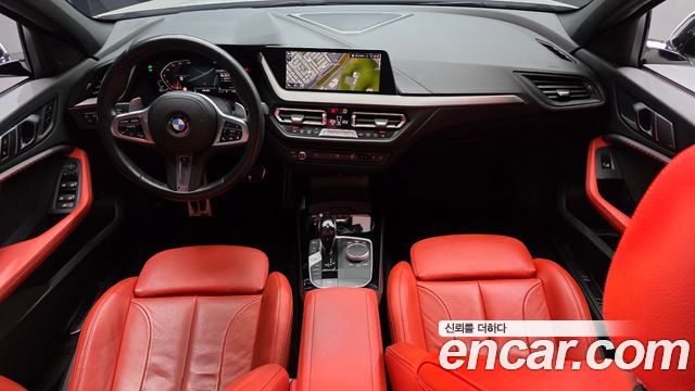 BMW 1-Series 2021 — photo 7