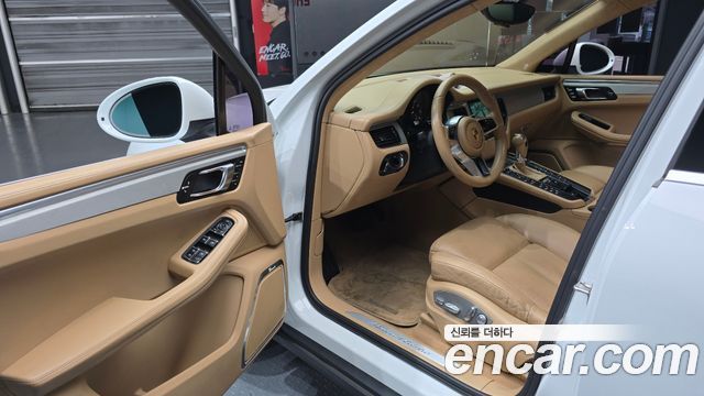 Porsche Macan 2014 — photo 10