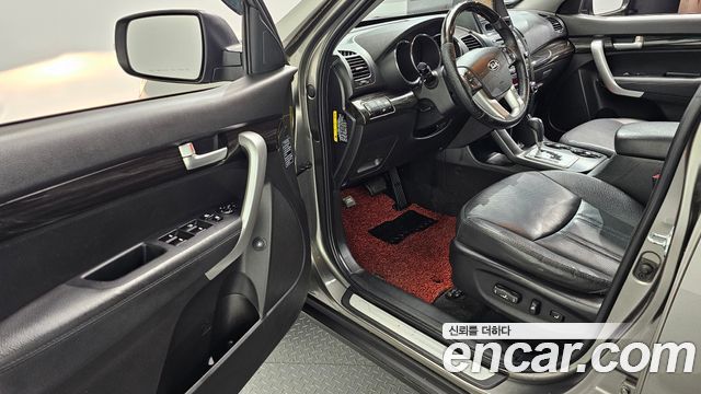 Kia Sorento 2011 — photo 13