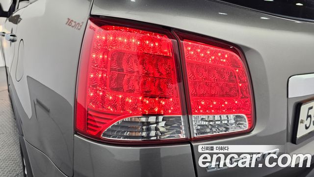 Kia Sorento 2011 — photo 9