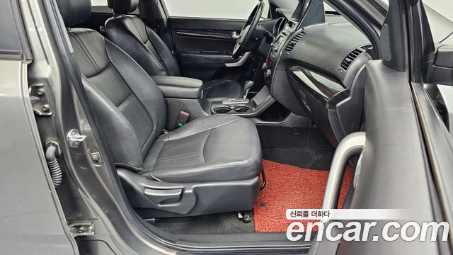 Kia Sorento 2011 — photo 16