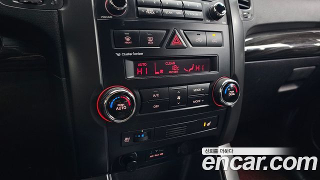 Kia Sorento 2011 — photo 28