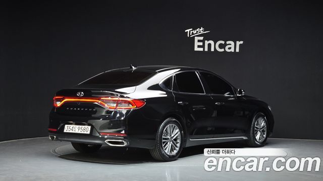 Hyundai Grandeur 2019 — photo 2