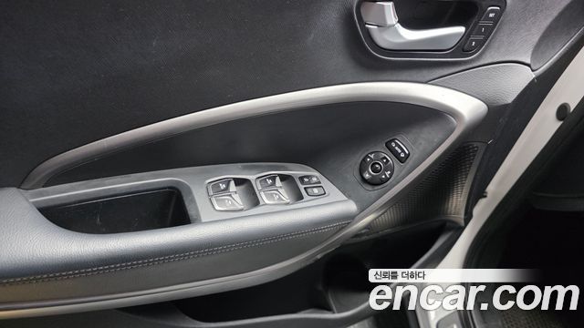 Hyundai Santafe 2015 — photo 14