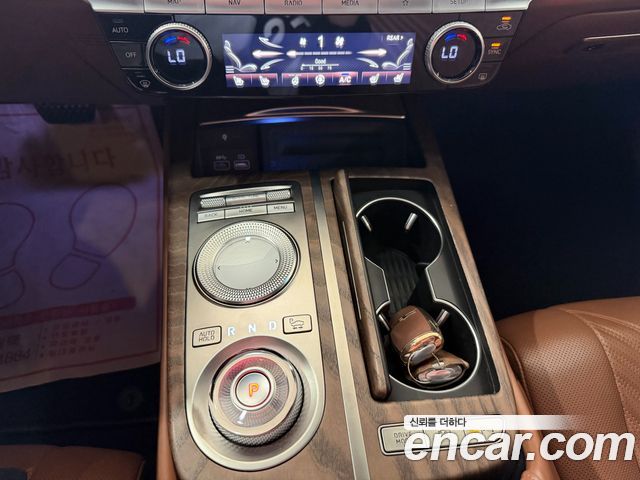 Genesis G80 2021 — photo 11
