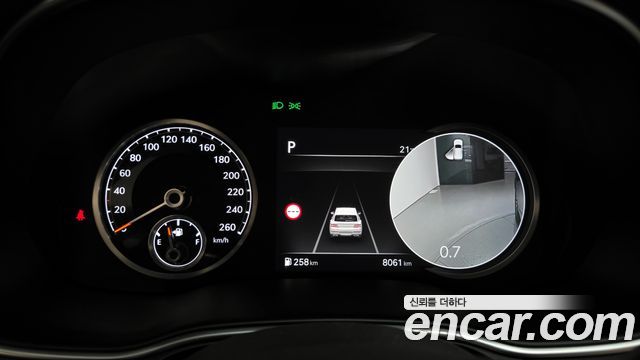 Genesis GV80 2023 — photo 11