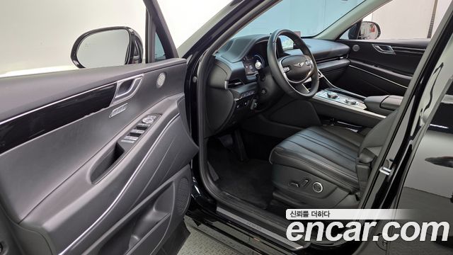 Genesis GV80 2023 — photo 13