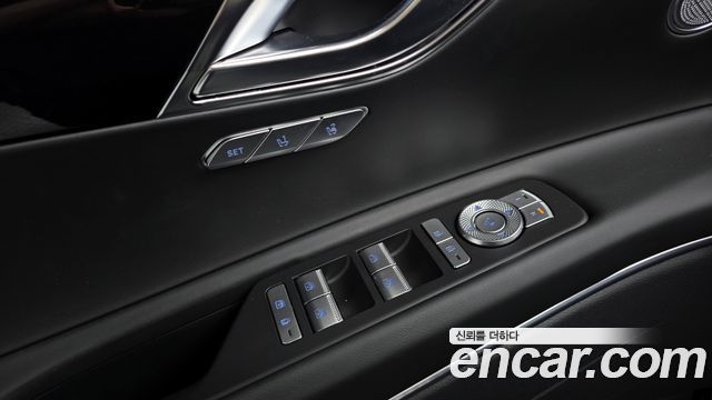 Genesis GV80 2023 — photo 25