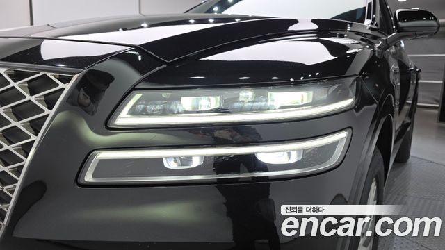 Genesis GV80 2023 — photo 8