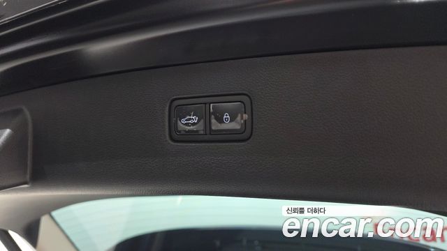 Genesis GV80 2023 — photo 30