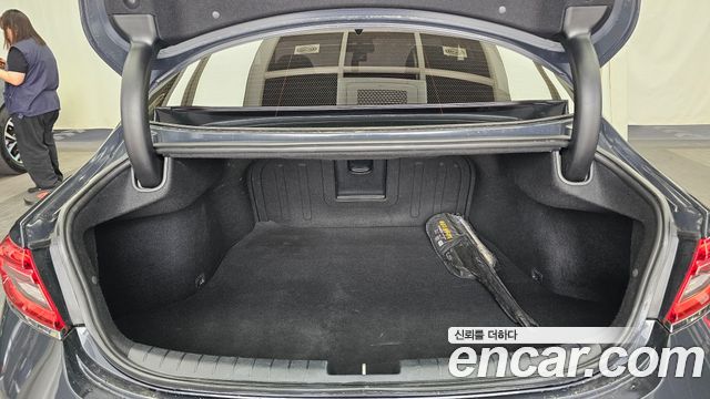 Hyundai Grandeur 2018 — photo 26