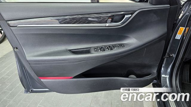 Hyundai Grandeur 2018 — photo 14
