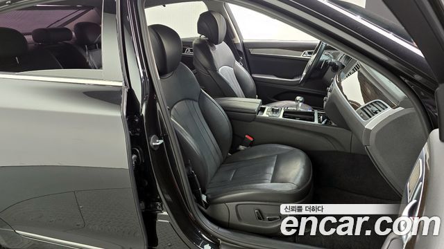 Genesis G80 2018 — photo 12