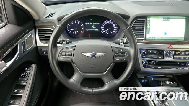 Genesis G80 2018 — photo 13