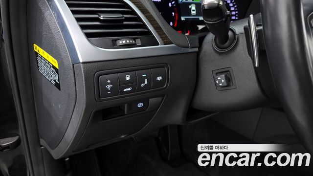 Genesis G80 2018 — photo 14