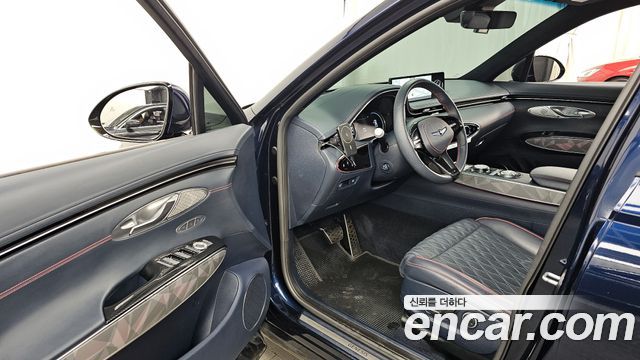 Genesis GV70 2021 — photo 13