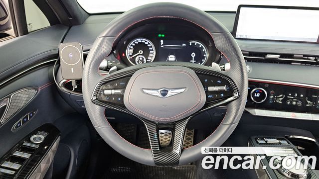 Genesis GV70 2021 — photo 19