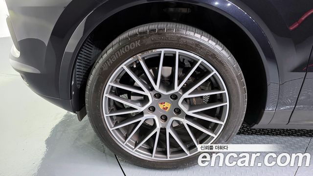 Porsche Cayenne 2020 — photo 5