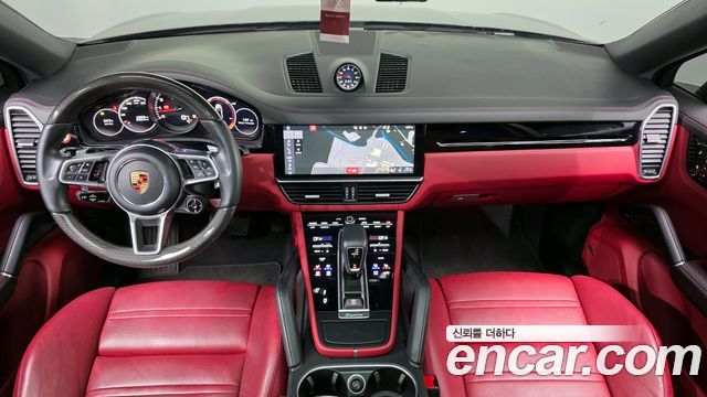 Porsche Cayenne 2020 — photo 10