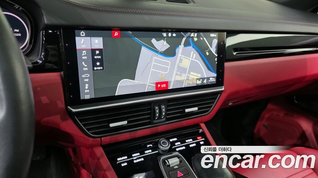 Porsche Cayenne 2020 — photo 20