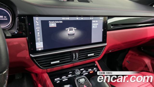 Porsche Cayenne 2020 — photo 21