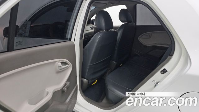 Kia morning 2015 — photo 11