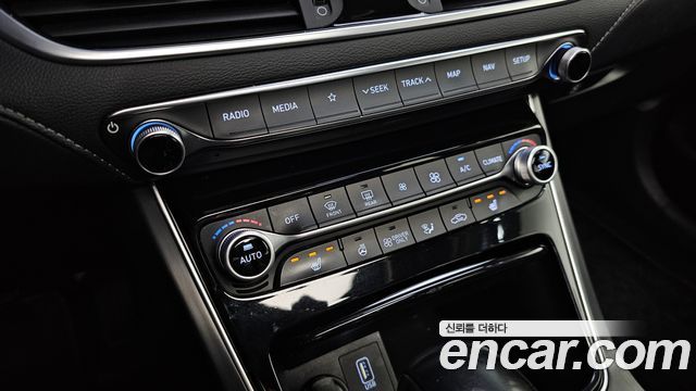 Hyundai Grandeur 2019 — photo 18