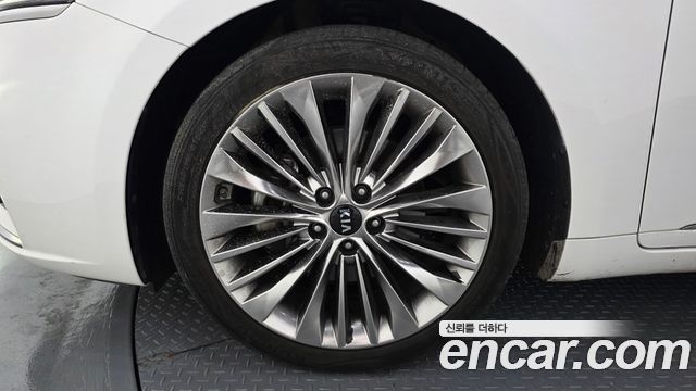 Kia K7 2017 — photo 5
